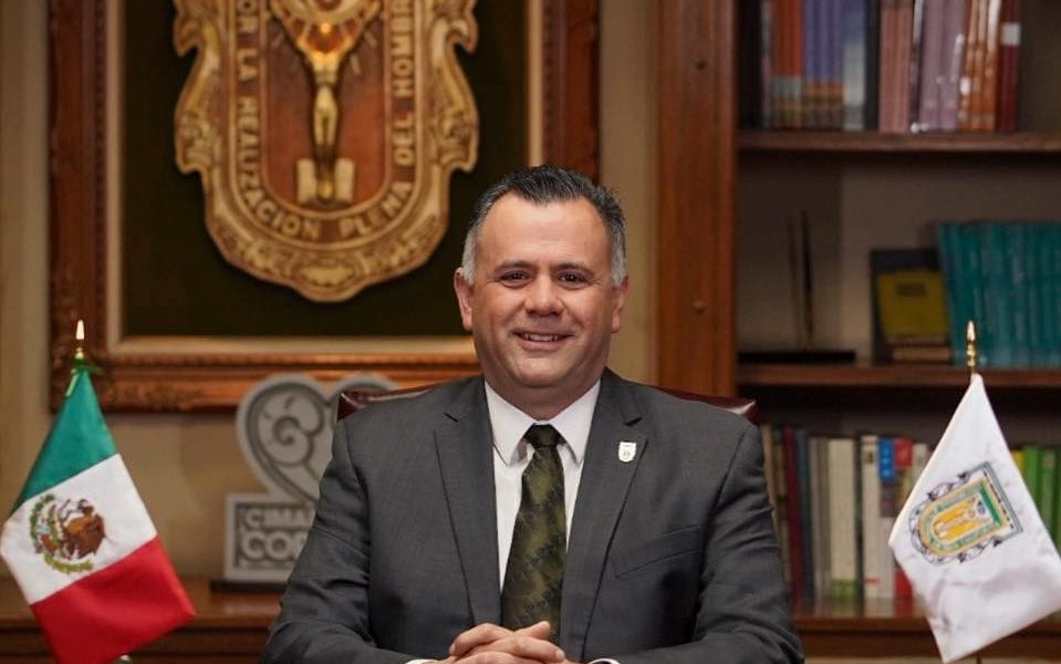 Este es el plan de trabajo del nuevo rector de la UABC, Luis Enrique ...